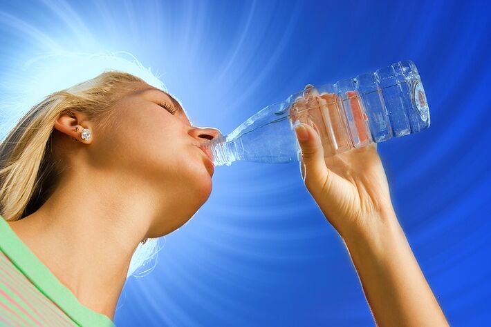 Trinkwasser zum Abnehmen
